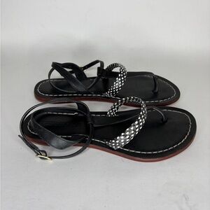 Bernardo Sandals Wraparound Women Size 6M Black Leather Flats Soles